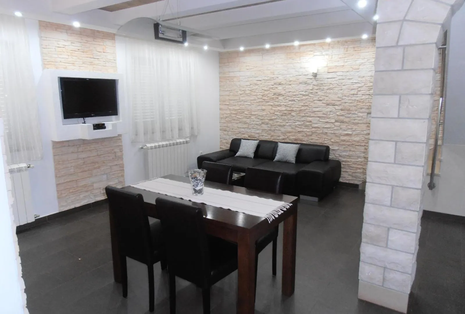 Apartman Ines 2 Pula 0*,  Croatia