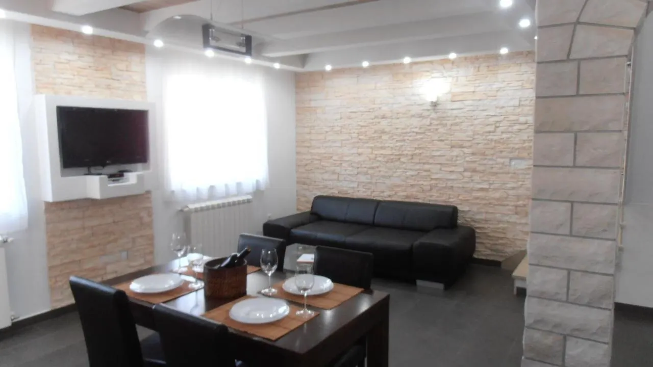 Διαμέρισμα Apartman Ines 2 Πούλα